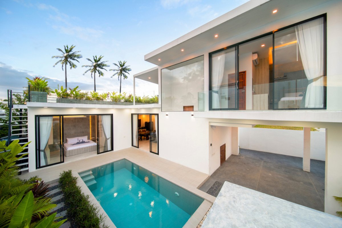 the best time to take real estate photos