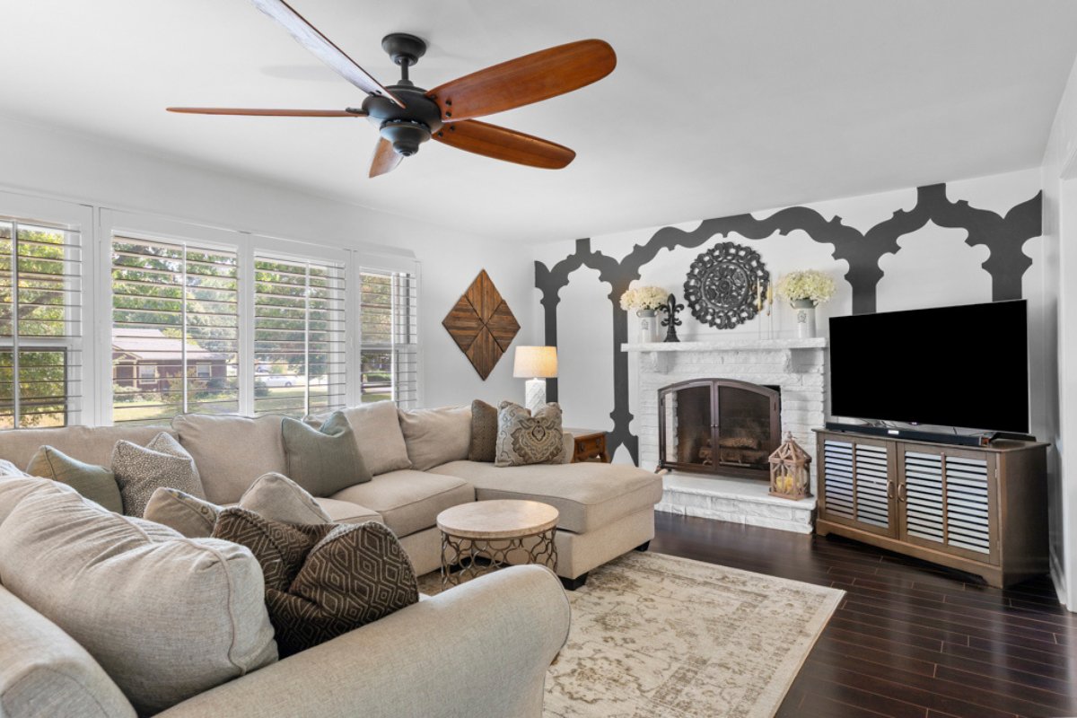 maximizing daylight by opening windows