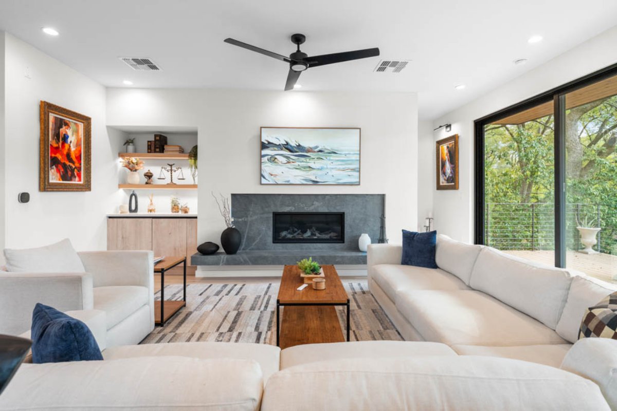 Add Fire to Fireplaces and Pits