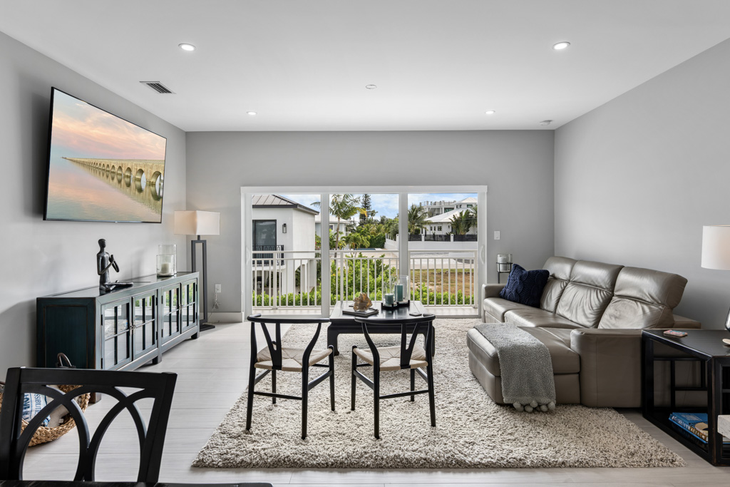 Challenges and Considerations When Using Virtual Staging