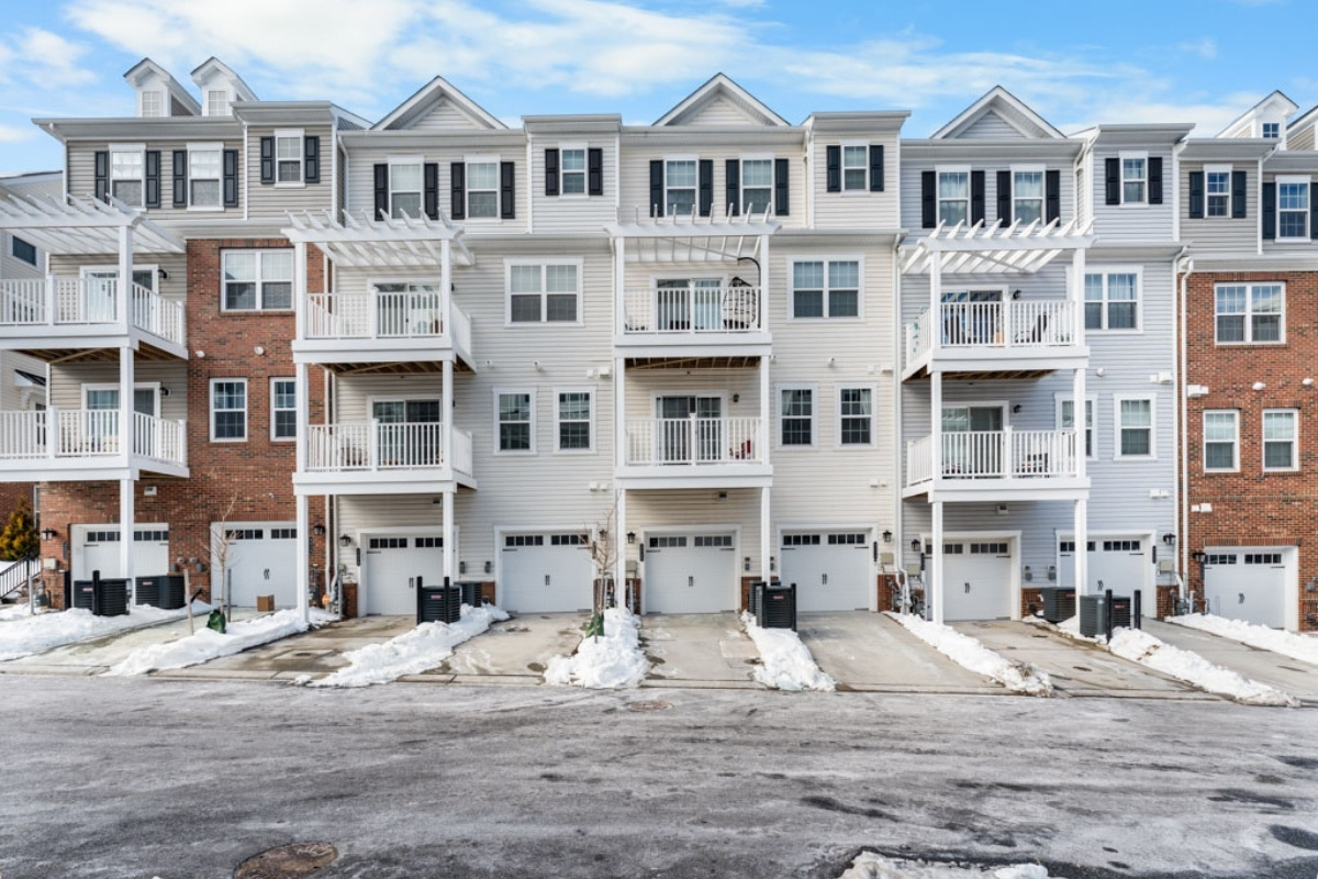 Correct Lens Distortion & Perspective