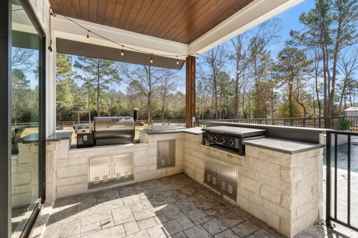 Drawing Attention to Key Amenities