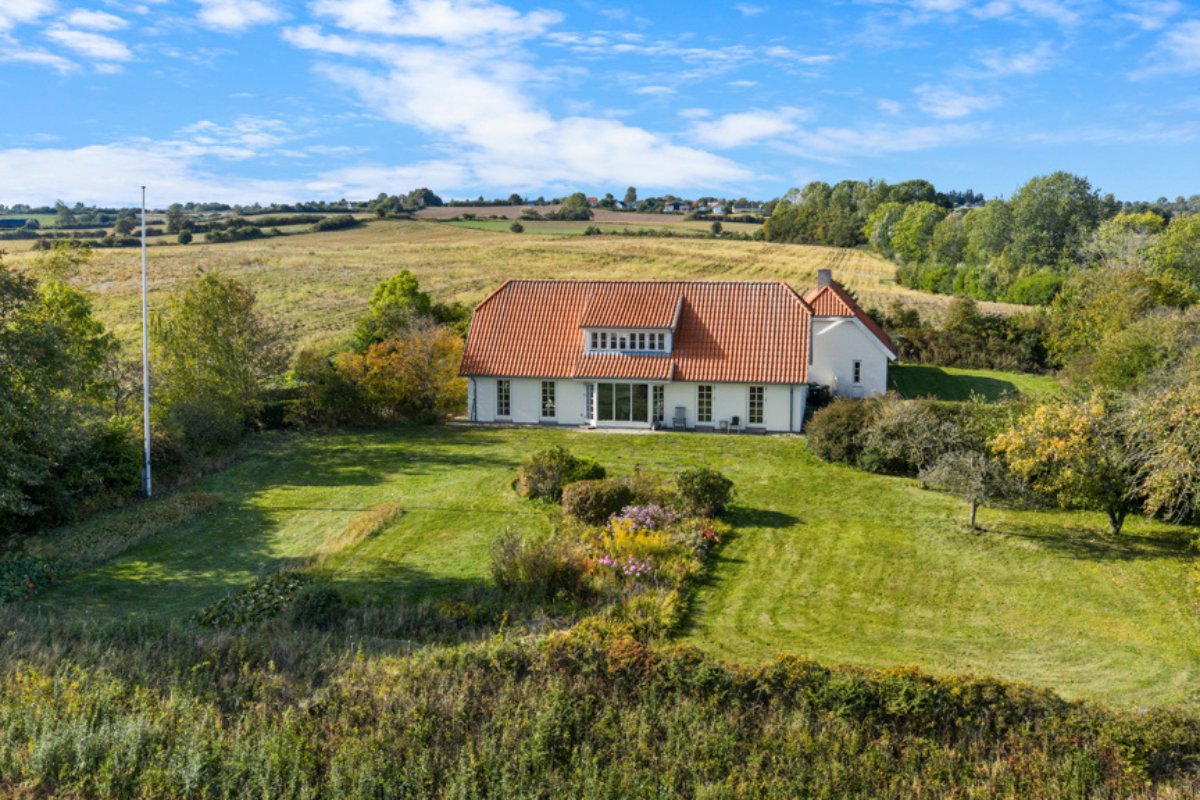 drone photos real estate