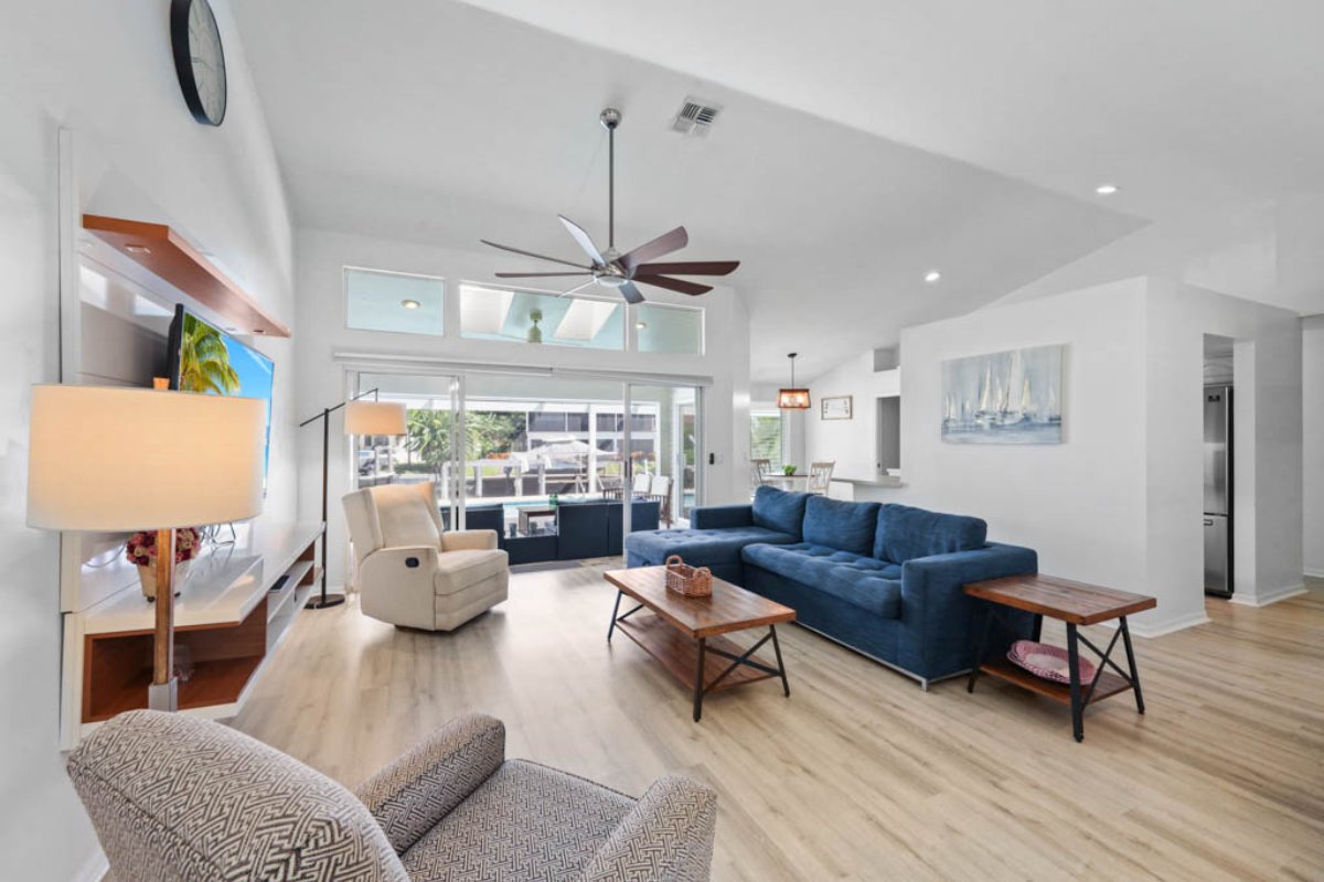 Edit real estate photos yourself