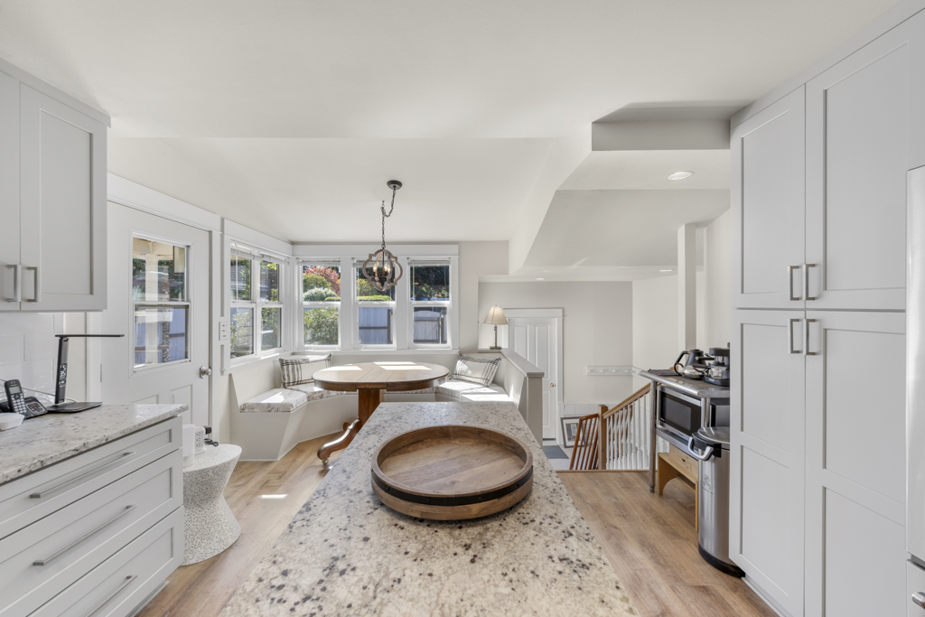 Choose Flambient or HDR in Real Estate Photography