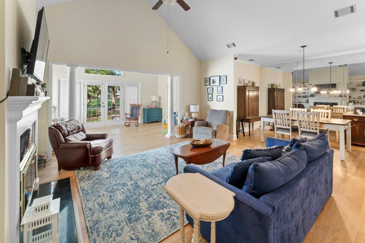 How long do real estate photos take