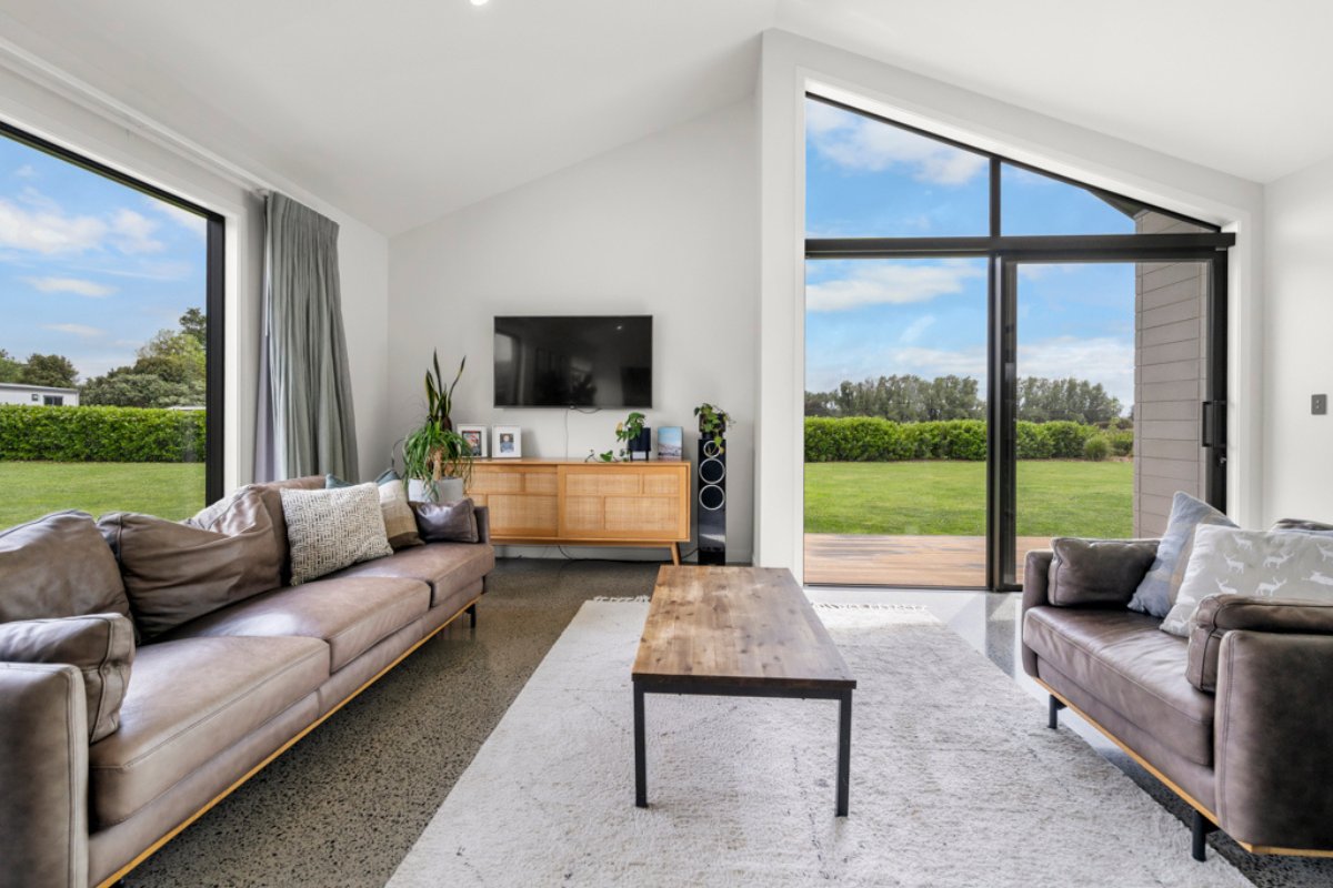 The Power of First Impressions