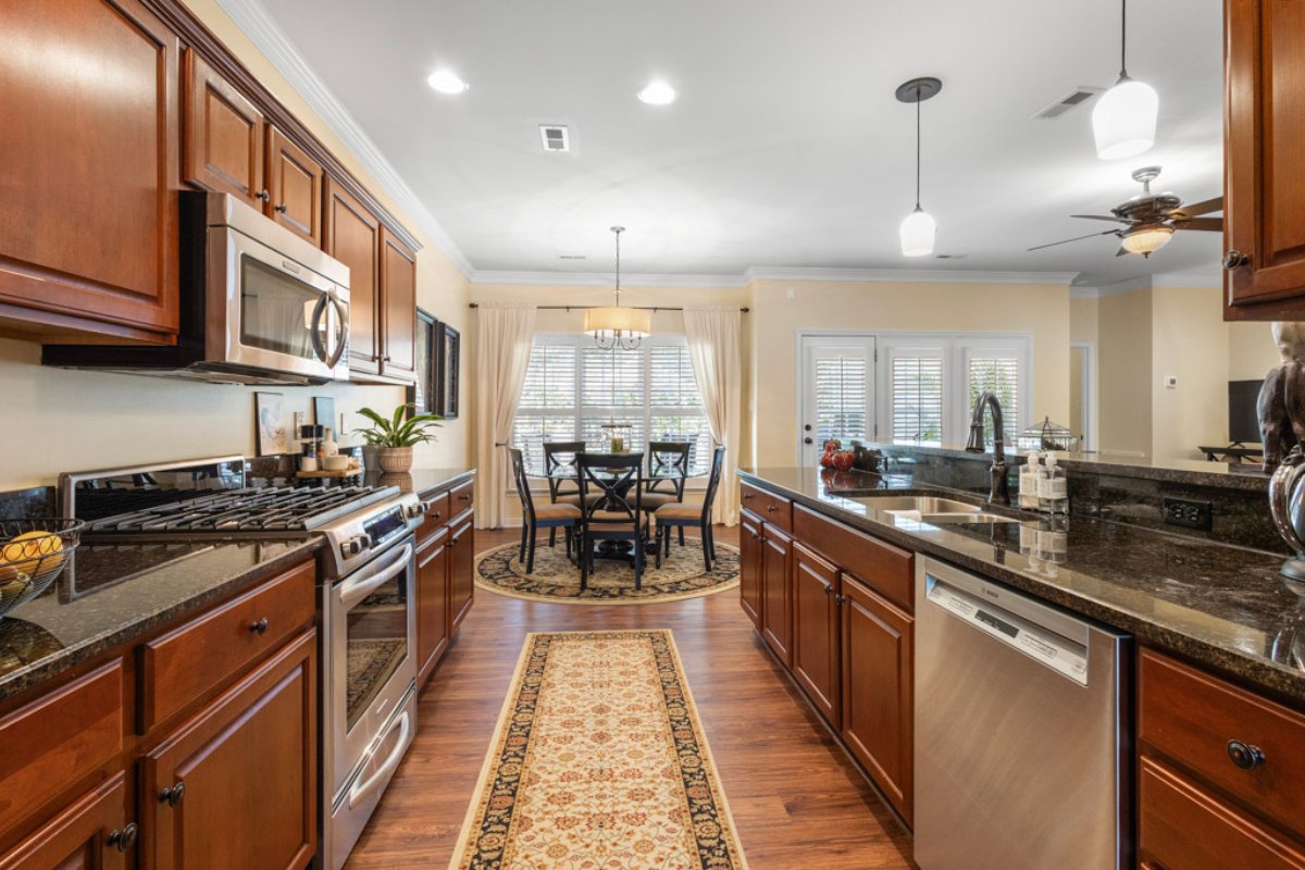 Modern Minimalist Kitchens