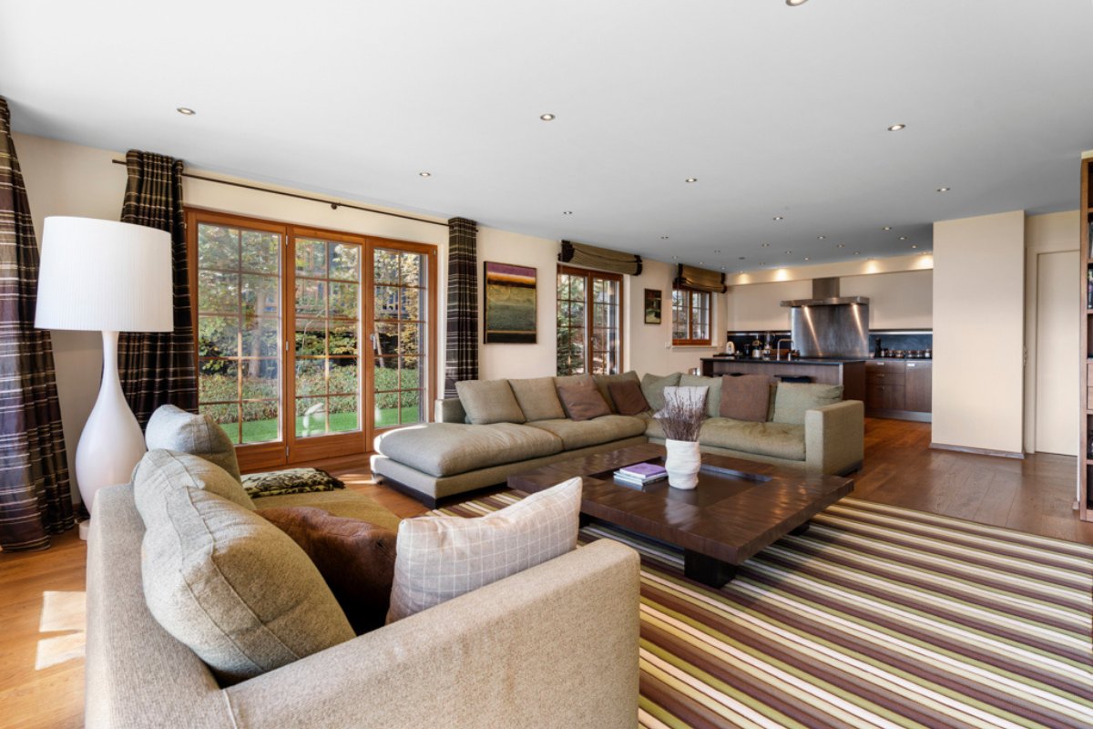 Lighting Techniques to Expand Visual Space