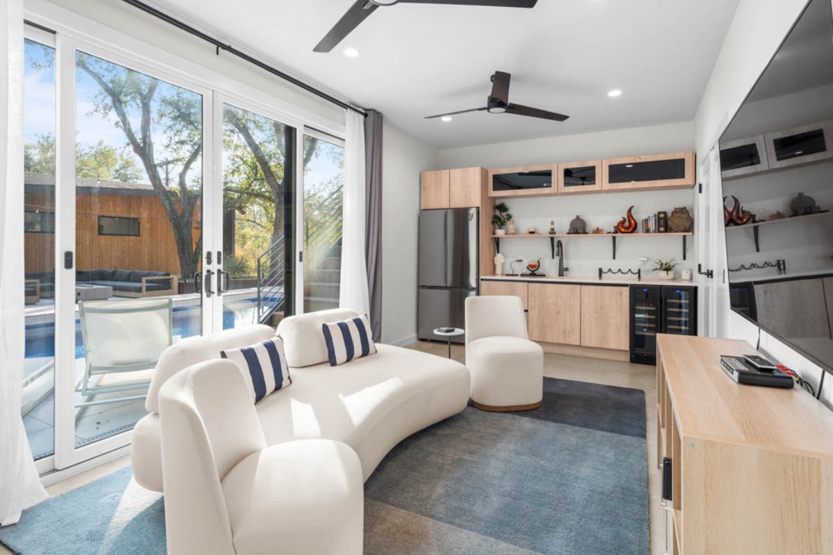 Optimize File Formats and Sizes for Listings That Load Quickly