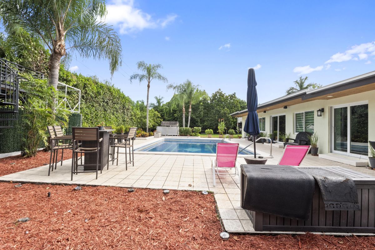 Pro Tips for Stunning HDR Real Estate Photos