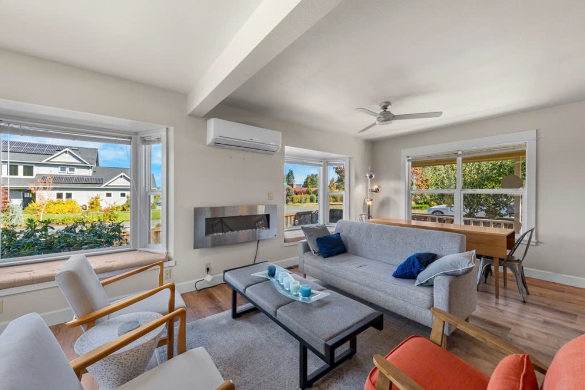 Property Walkthroughs and Virtual Tours