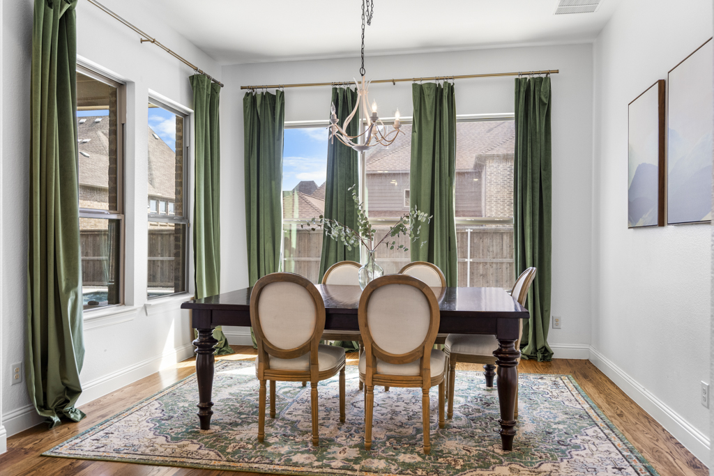 choosing hdr vs flash real estate