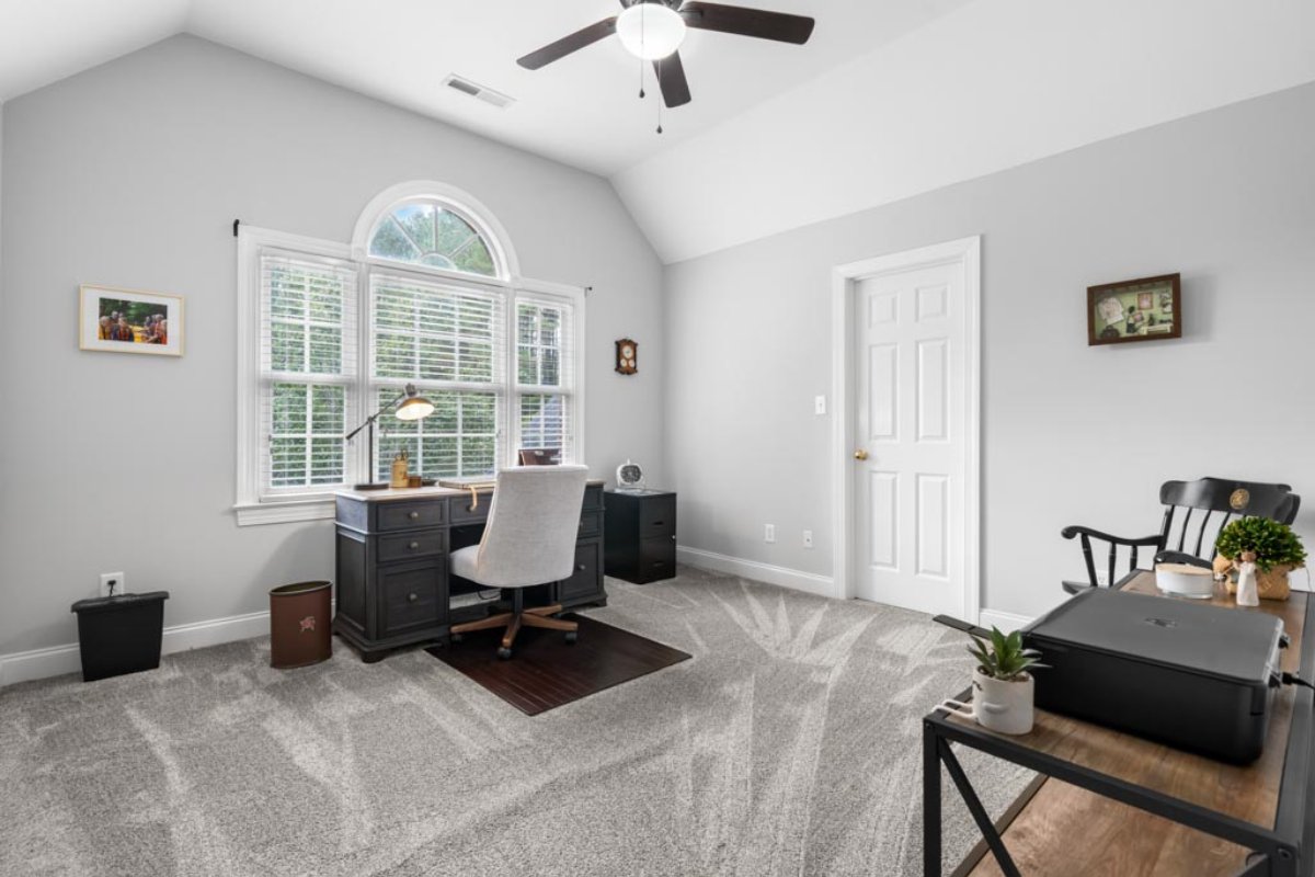 Taking Insufficient Photos