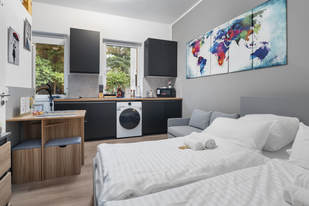 Blended Brackets (HDR)