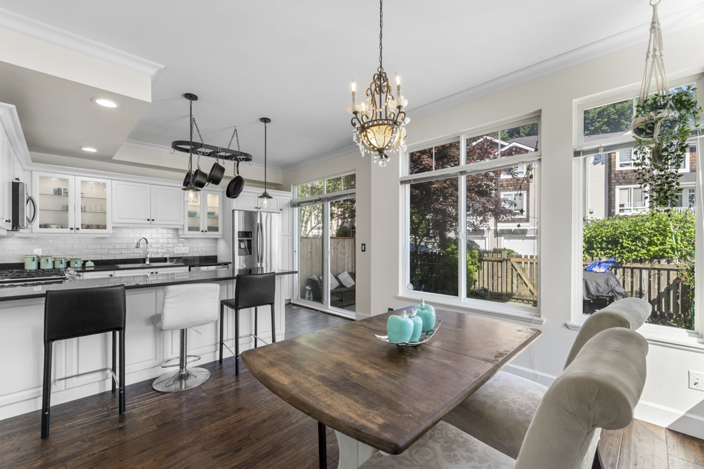 Blended Brackets (HDR)