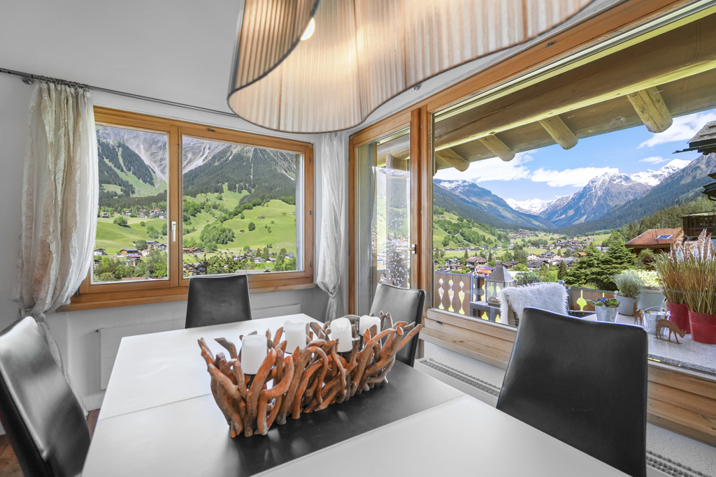 Blended Brackets (HDR)