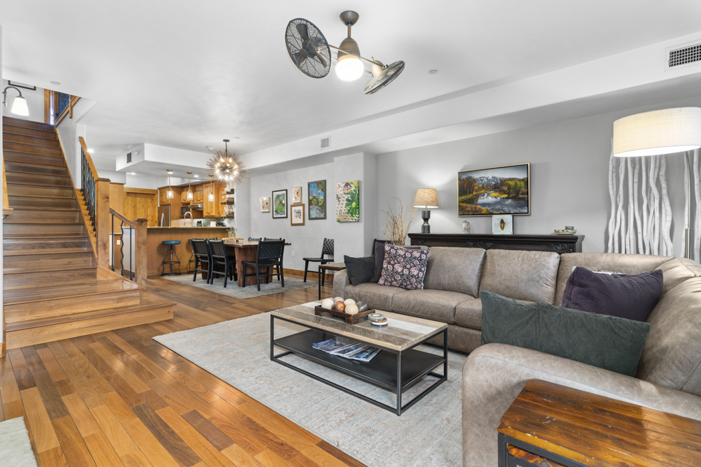 Blended Brackets (HDR)